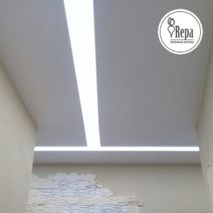 Натяжной потолок фото и примеры световых линий